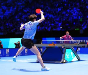 乒乓球亚洲杯：王曼昱3-0战胜赤江夏星收获两连胜